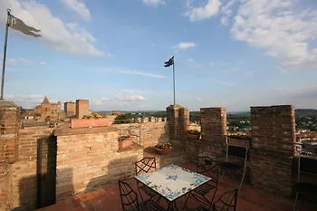 Certaldo Apartment